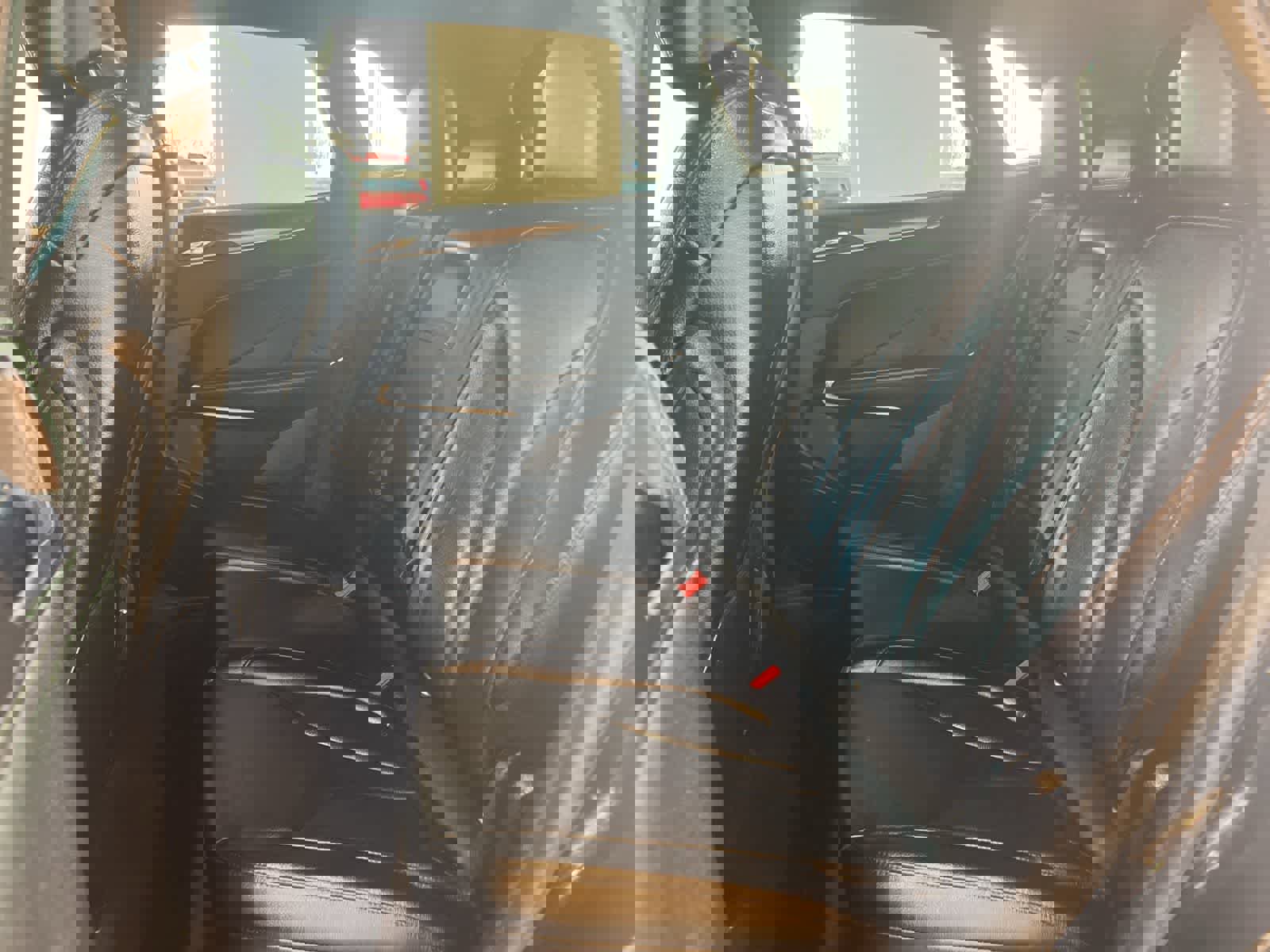 Used 2017 Lincoln MKC Premiere image 27