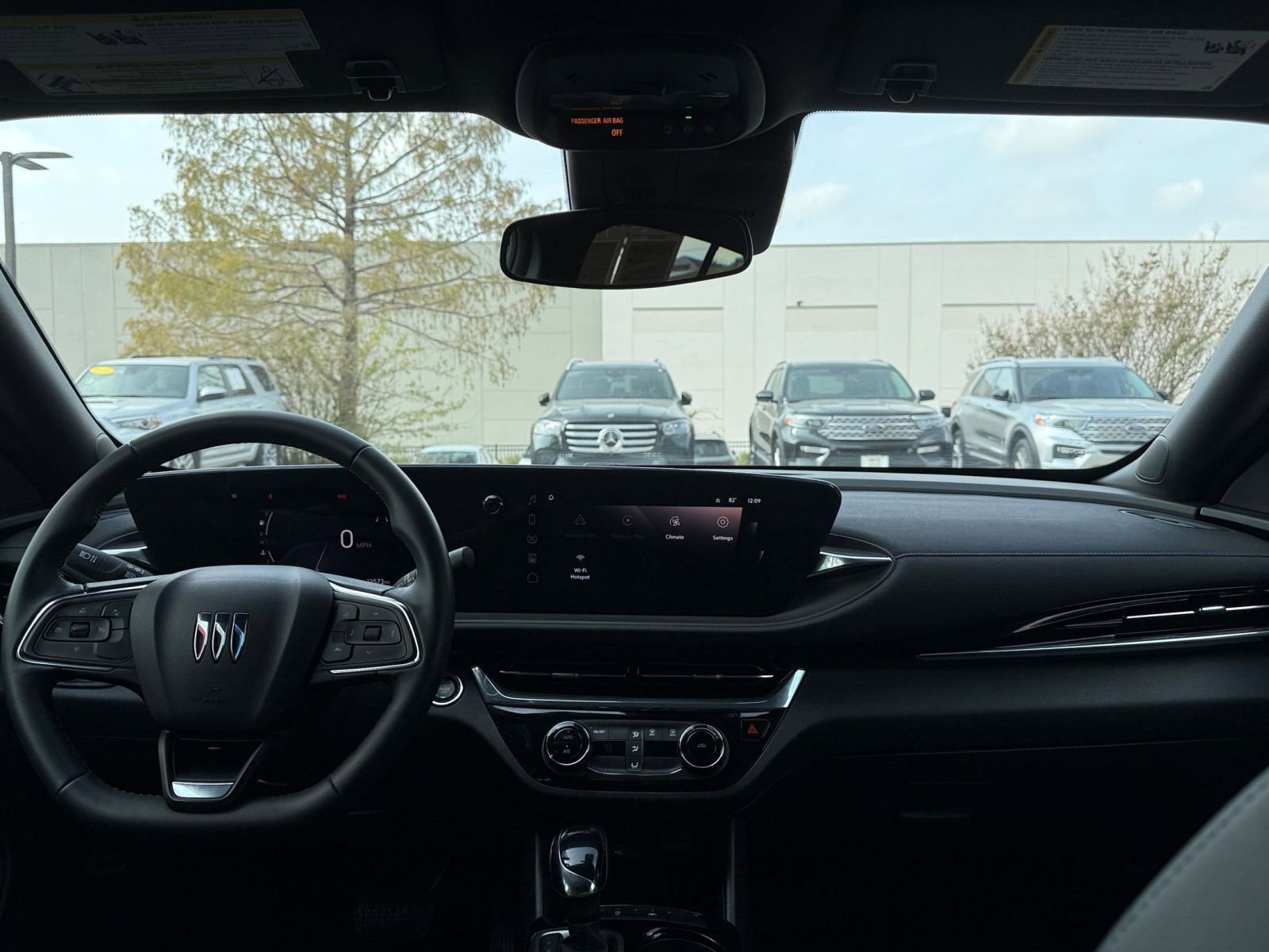 Used 2025 Buick Envista Sport Touring image 33