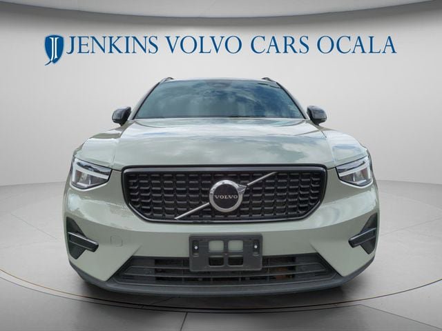 Certified 2024 Volvo XC40 B5 Core AWD/4WD image 8