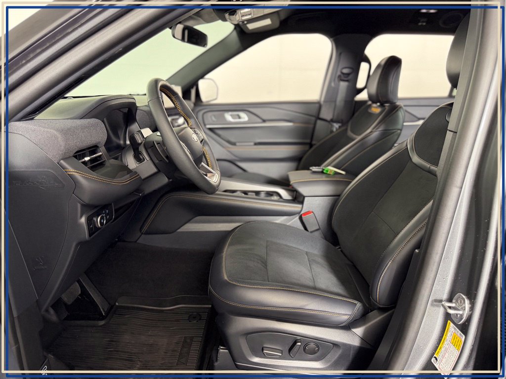 Used 2026 Ford Explorer Tremor AWD/4WD image 31