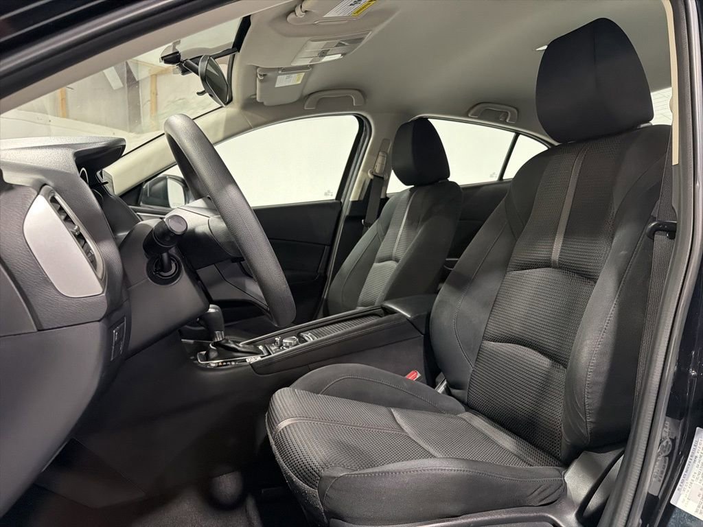 Used 2017 MAZDA MAZDA3 Sport w/ Preferred Equipment Package image 21