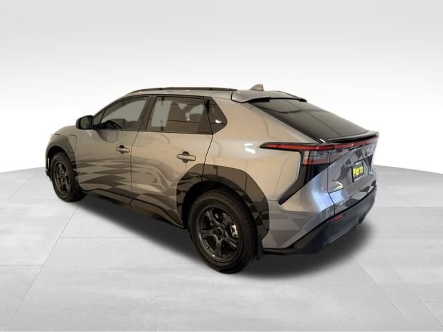 Used 2024 Toyota bZ4X XLE w/ Weather Package image 2