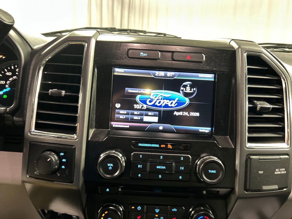 Used 2015 Ford F150 XLT w/ Equipment Group 302A Luxury AWD/4WD image 17