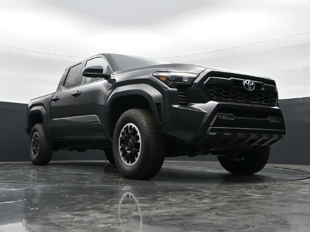 Used 2024 Toyota Tacoma TRD Off-Road AWD/4WD image 37