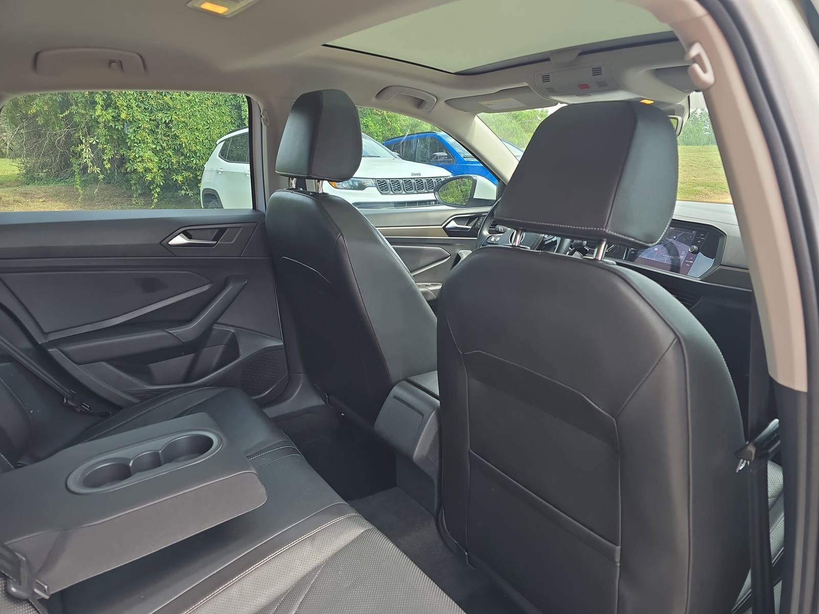 Used 2019 Volkswagen Jetta SEL Premium FWD image 12