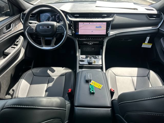 New 2026 Jeep Grand Cherokee L Limited AWD/4WD image 14