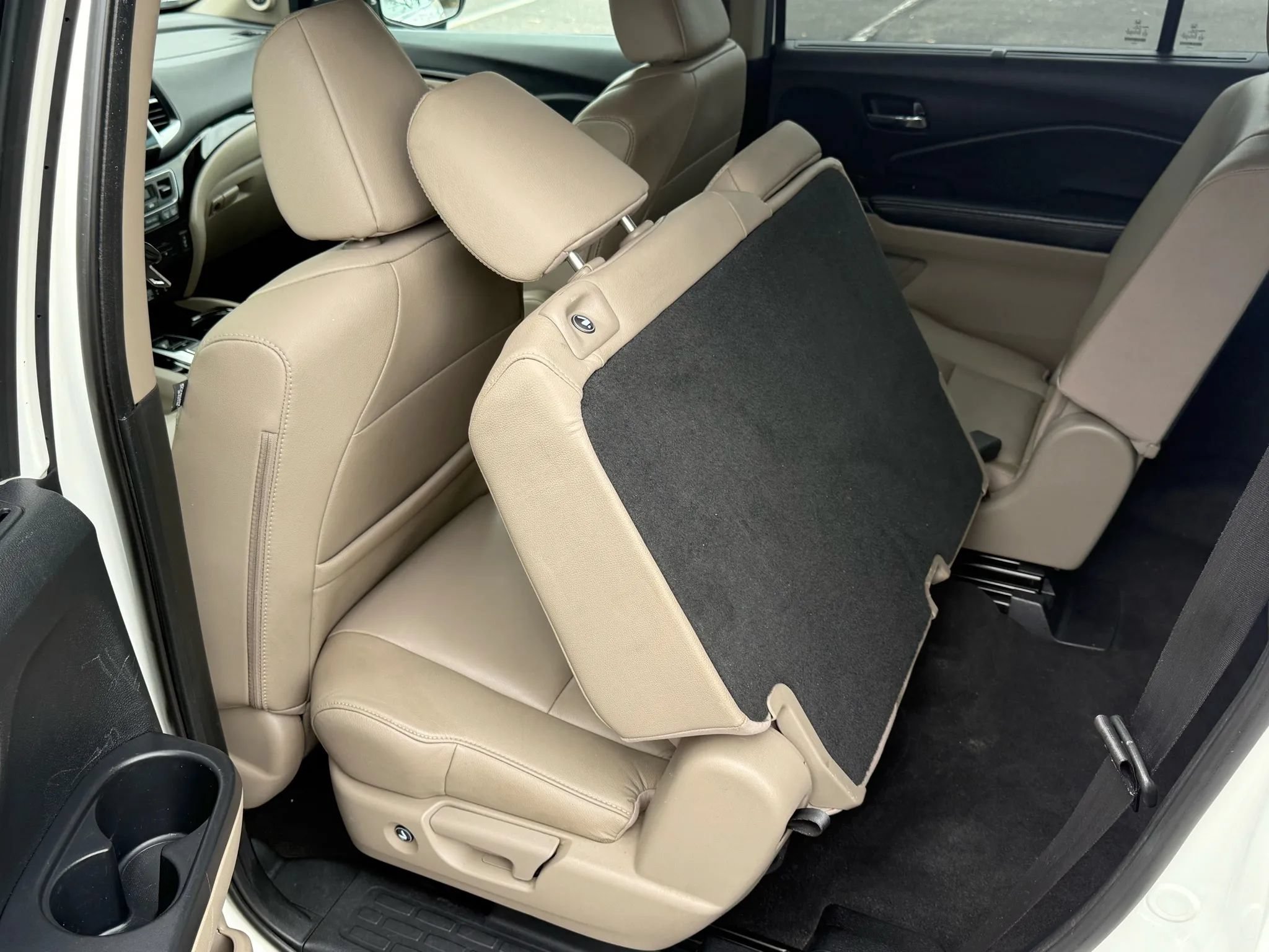 Used 2016 Honda Pilot Touring image 22
