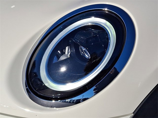 Certified 2023 MINI Cooper S w/ Signature Upholstery Package image 9