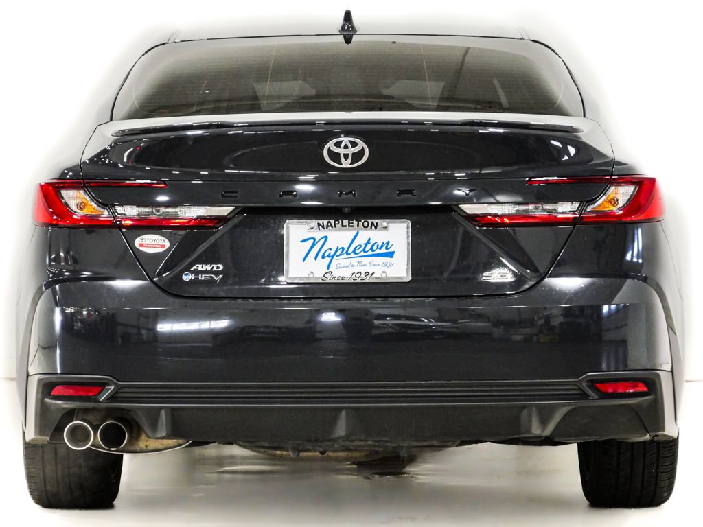 Used 2025 Toyota Camry SE w/ Multimedia Upgrade Package AWD/4WD image 8
