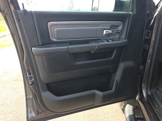 Used 2017 RAM 2500 Power Wagon w/ Luxury Group image 21