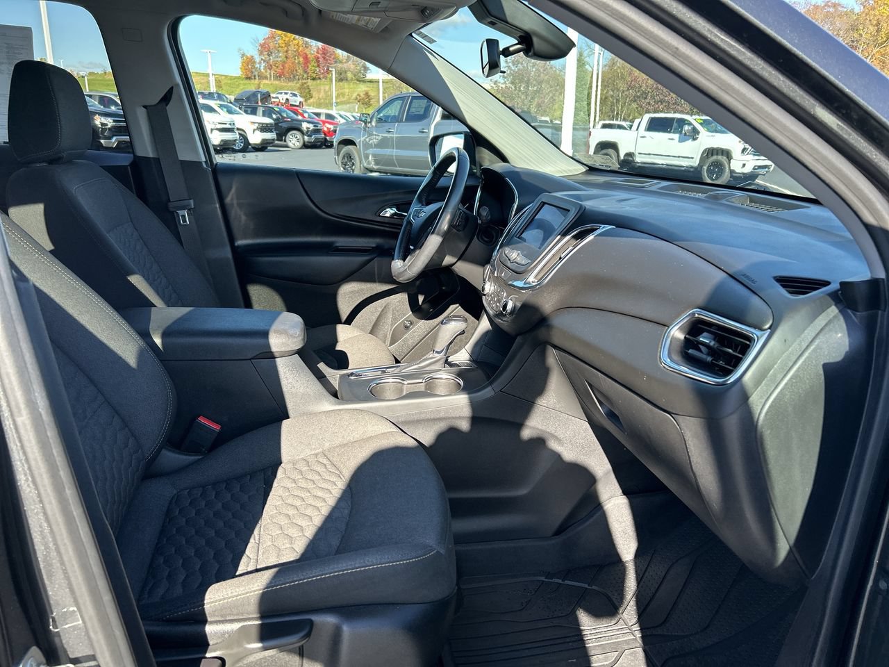 Used 2020 Chevrolet Equinox LT AWD/4WD image 14