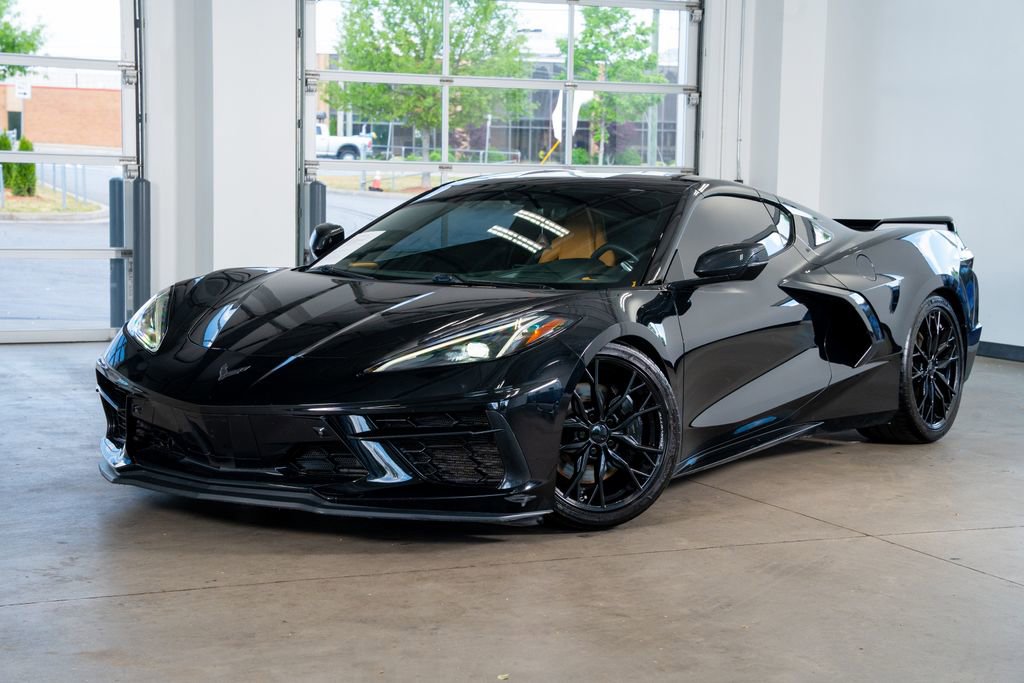 Used 2023 Chevrolet Corvette Stingray Preferred Cpe w/ Z51 Performance Package RWD image 2
