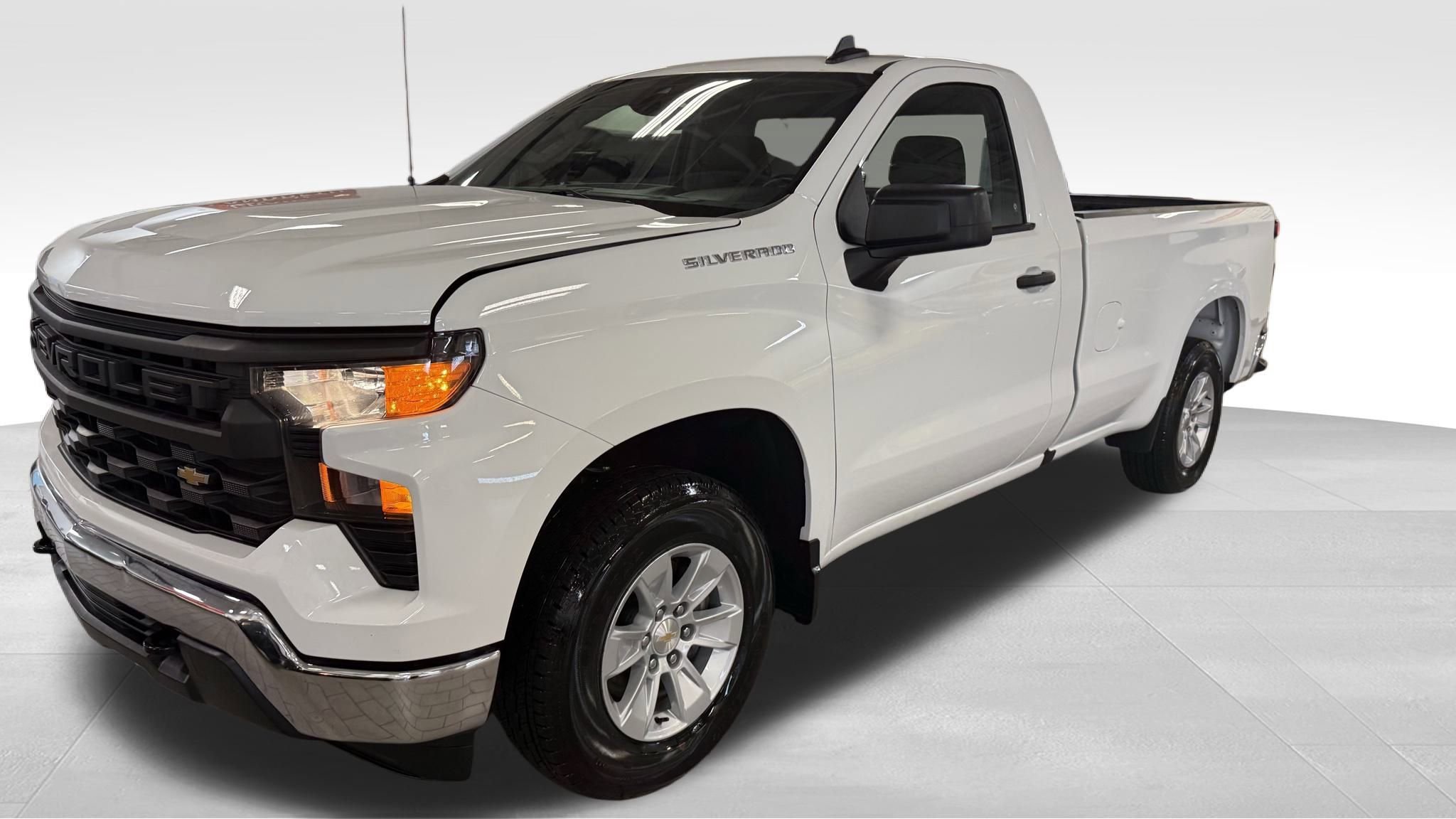Used 2024 Chevrolet Silverado 1500 W/T w/ WT Fleet Convenience Package image 3