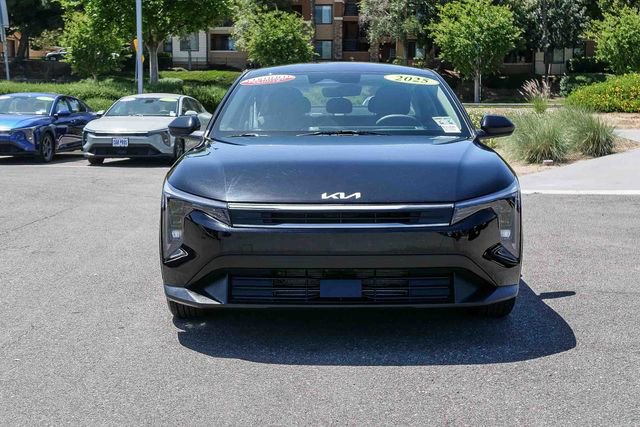 Certified 2025 Kia K4 LXS image 3