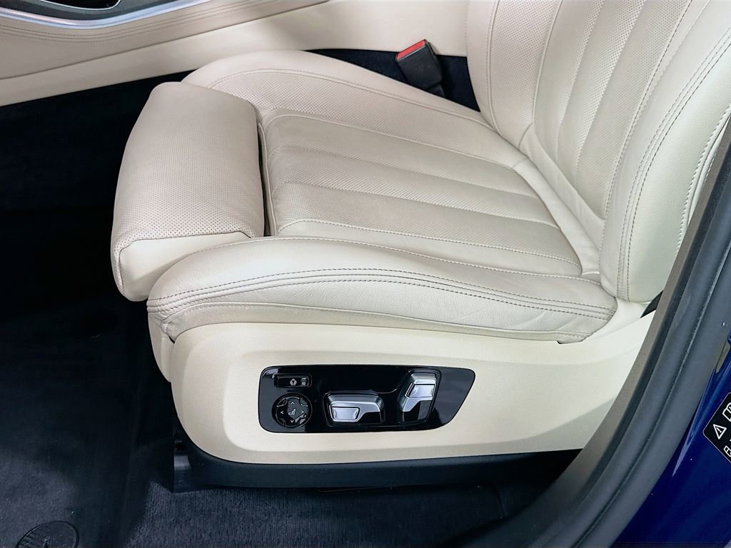Certified 2022 BMW X5 xDrive40i w/ Luxury Seating Package image 20