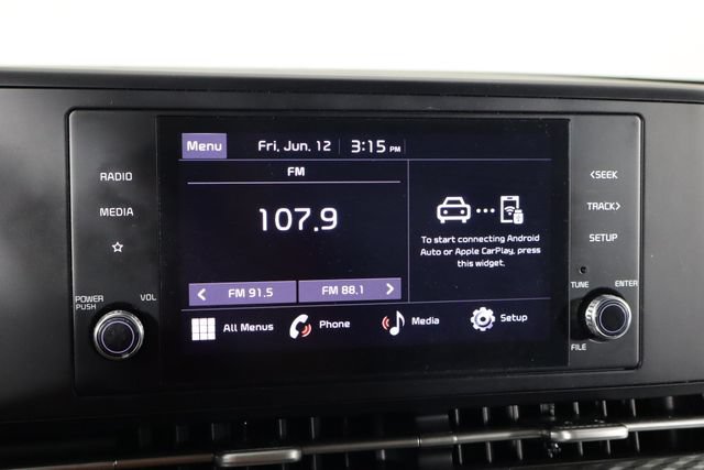 Used 2023 Kia Carnival LX FWD image 32