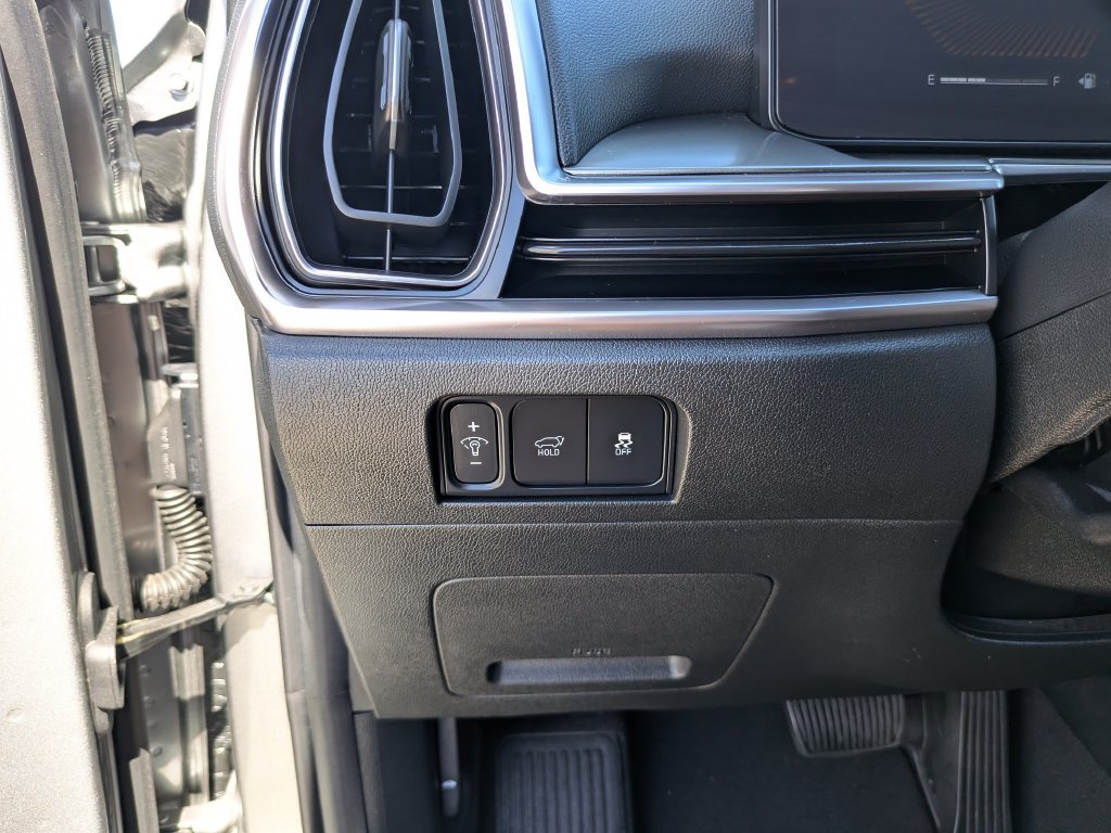 Certified 2025 Kia Sorento EX FWD image 32