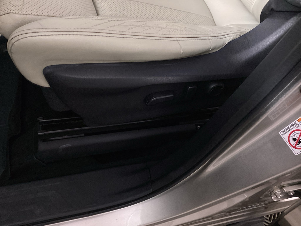 Used 2020 Subaru Ascent Limited w/ Technology Package AWD/4WD image 18
