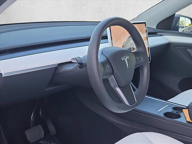 Used 2024 Tesla Model Y Long Range AWD/4WD image 10