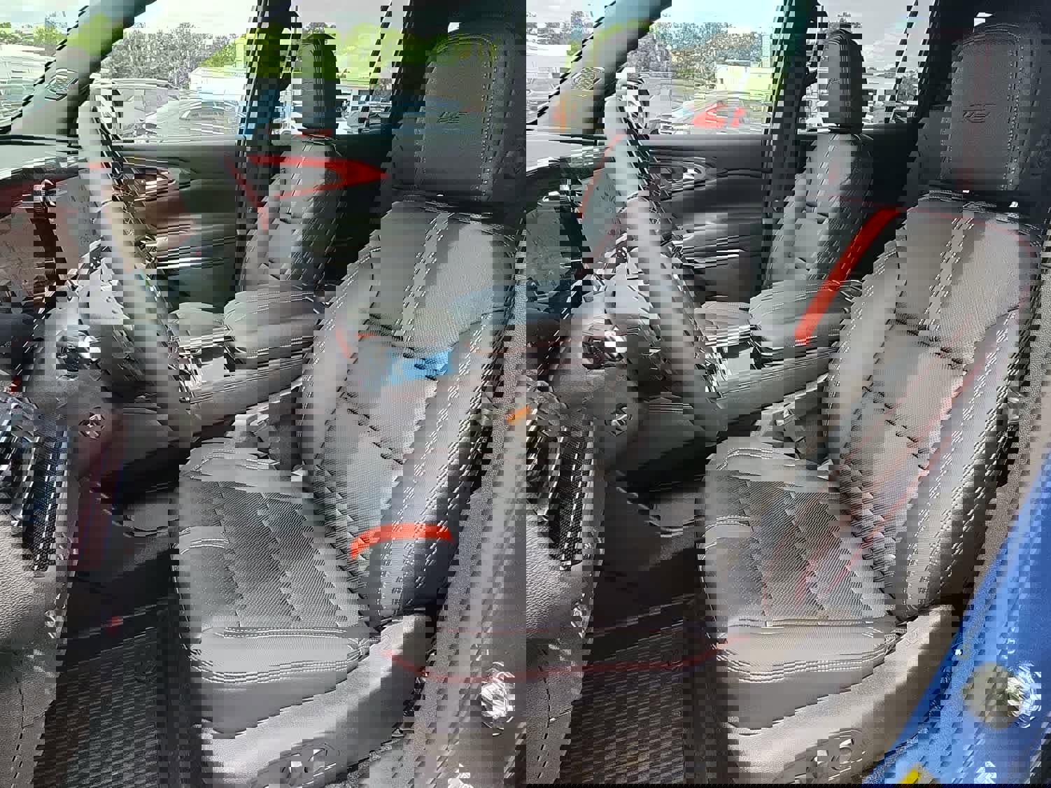 New 2026 Chevrolet Traverse RS w/ LPO, Floor Liner Package image 12