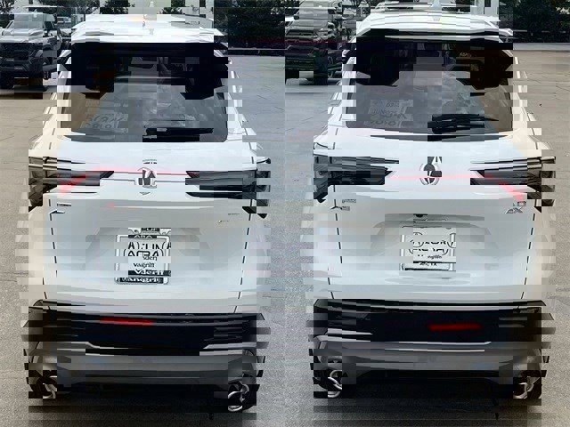 Used 2025 Acura ADX A-Spec image 5