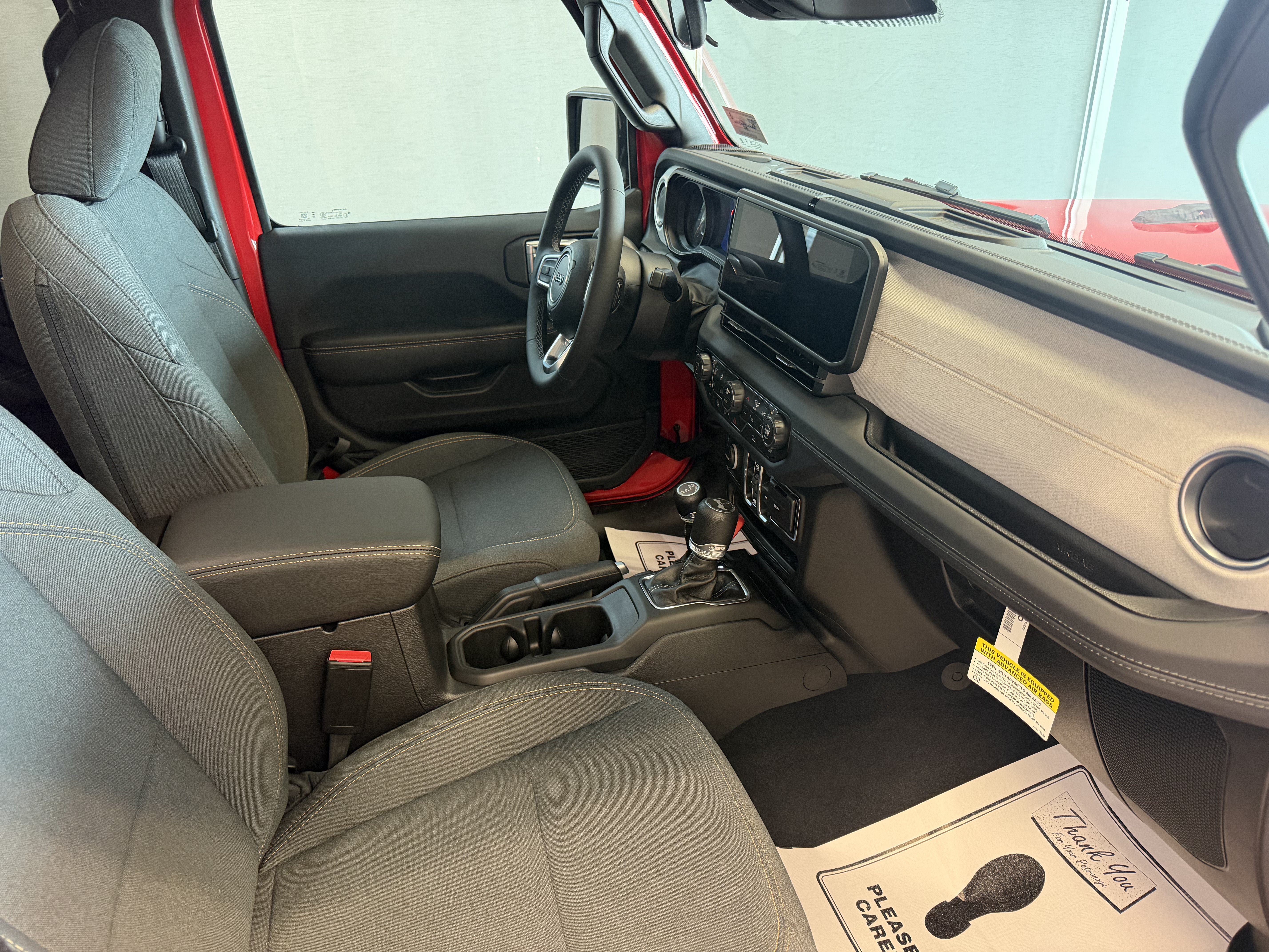 Used 2026 Jeep Wrangler Unlimited Sahara AWD/4WD image 7