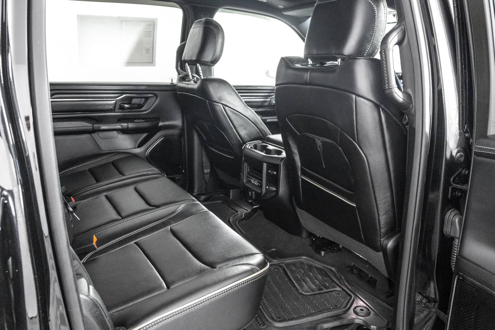 Used 2022 RAM 1500 Limited AWD/4WD image 40