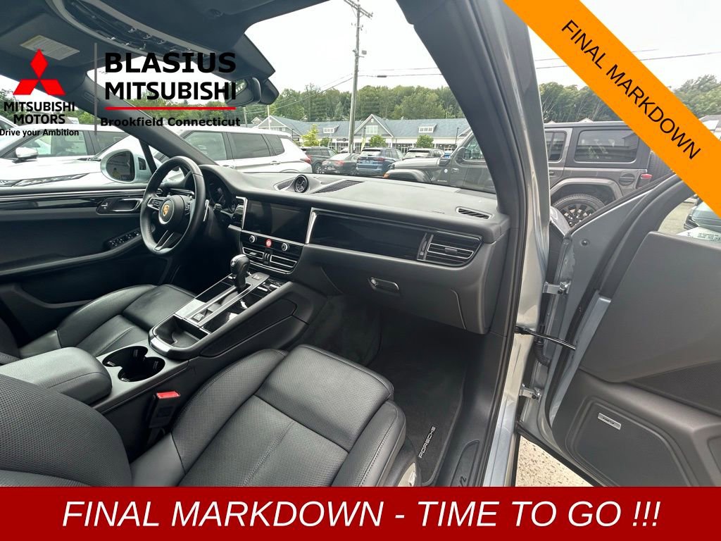 Used 2022 Porsche Macan image 55