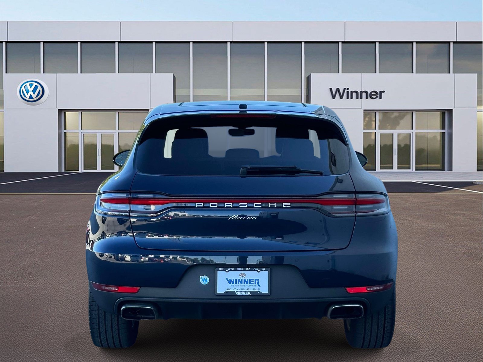 Used 2021 Porsche Macan AWD/4WD image 4