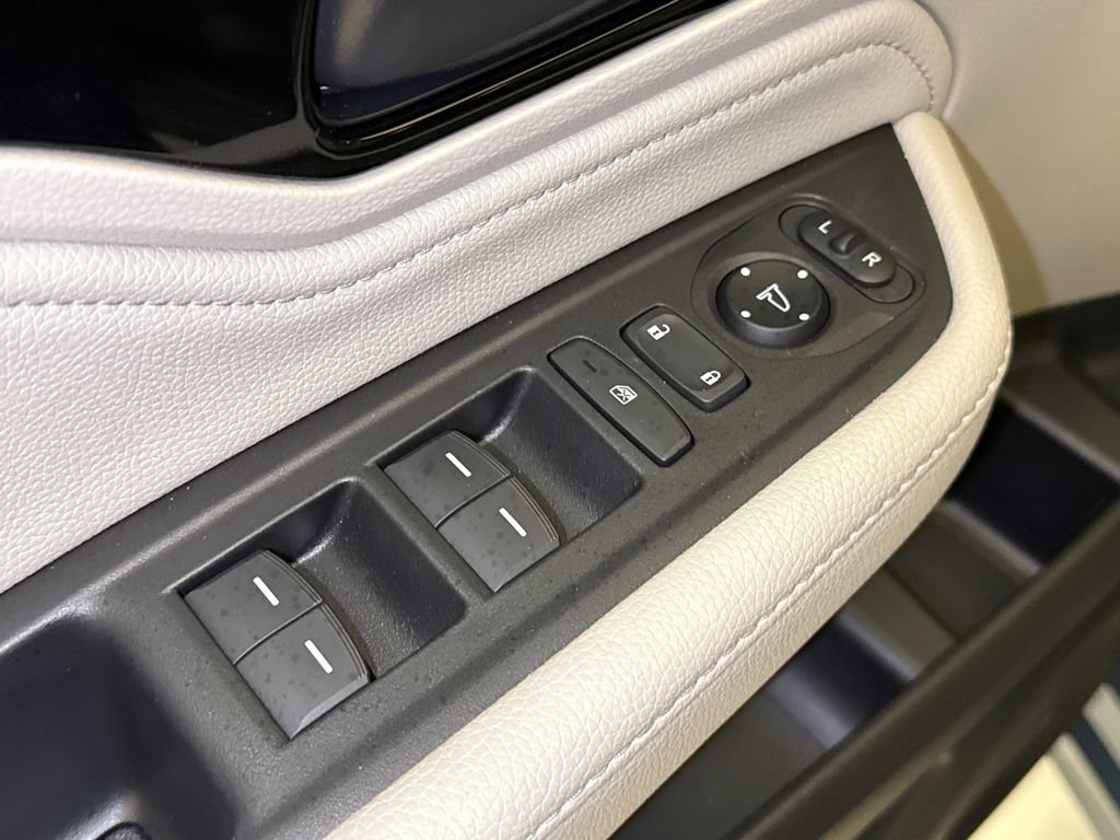 Certified 2026 Honda Odyssey Touring image 21