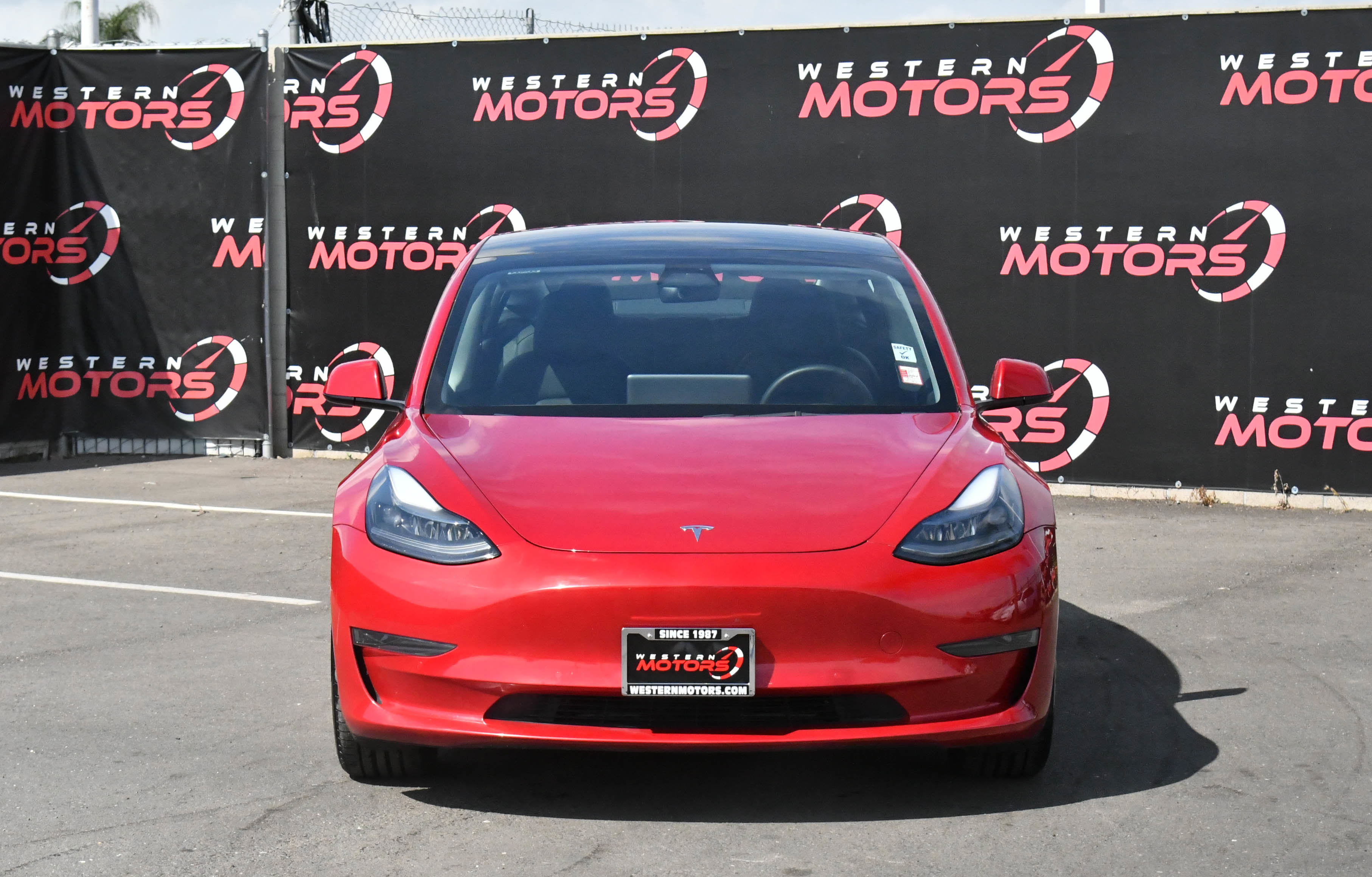 Used 2021 Tesla Model 3 Standard Range Plus image 2