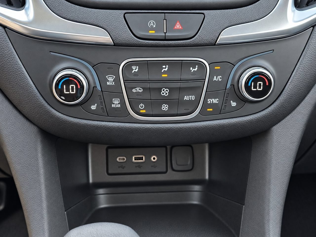 Certified 2024 Chevrolet Equinox LT AWD/4WD image 20