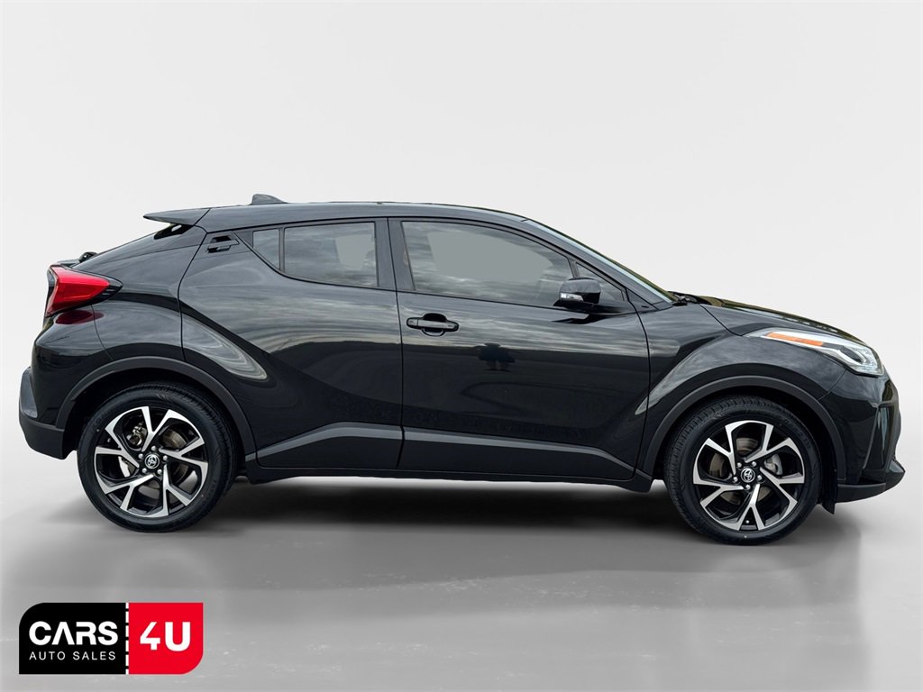 Used 2021 Toyota C-HR XLE image 8