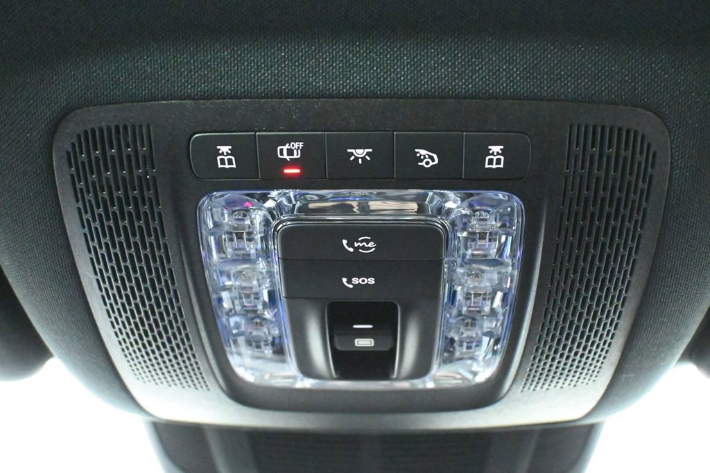 New 2026 Mercedes-Benz GLS 580 4MATIC image 16