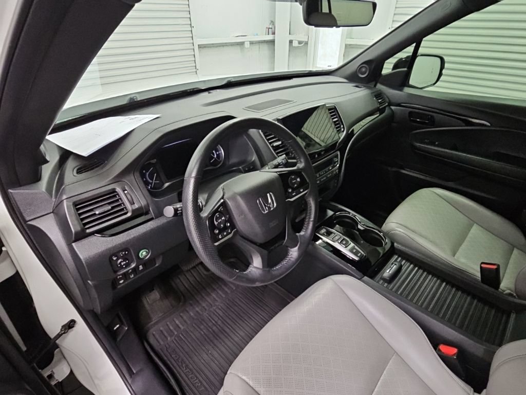 Used 2022 Honda Passport Elite image 12