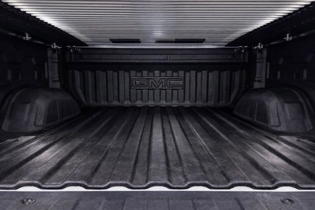Used 2023 GMC Sierra 1500 SLT w/ SLT Premium Package image 12