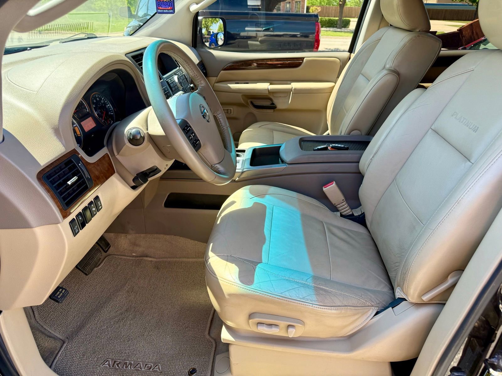 Used 2011 Nissan Armada Platinum w/ 2nd Row Captain Seat Pkg image 12