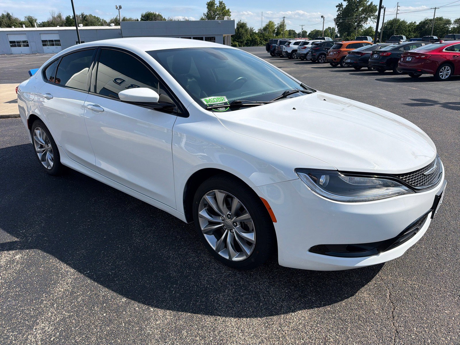 Used 2015 Chrysler 200 S FWD image 5