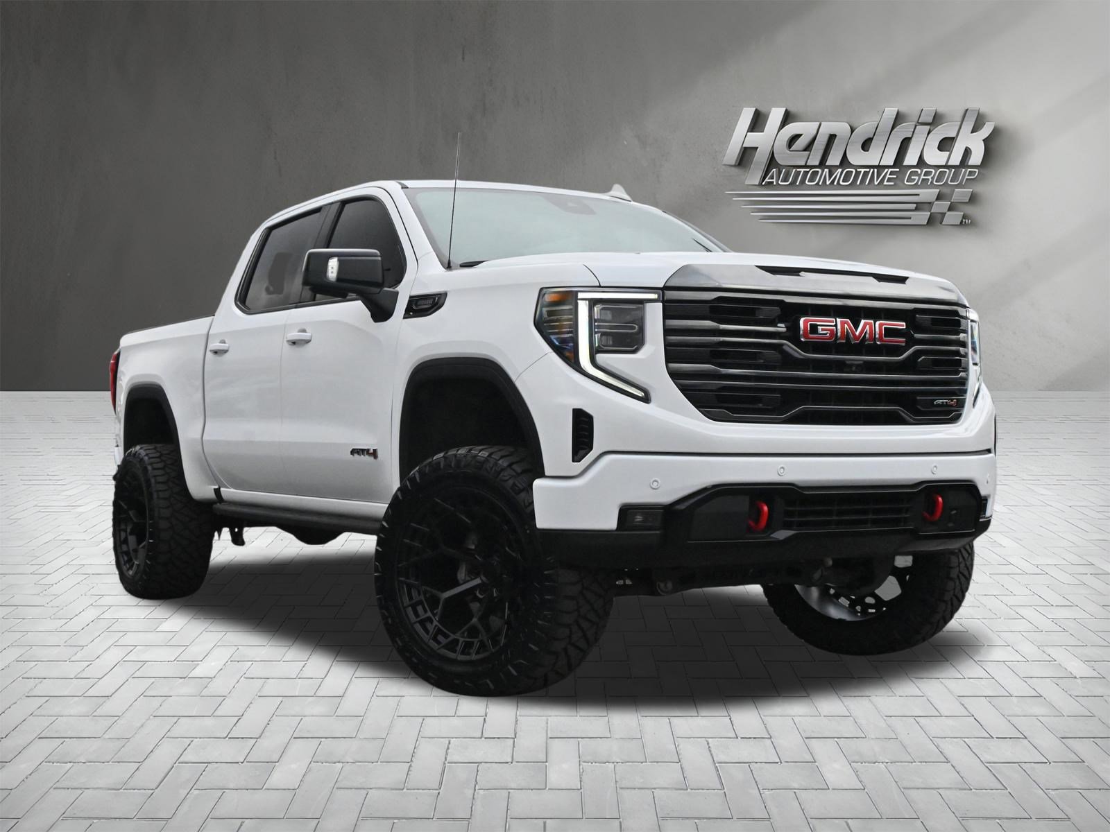 Used 2023 GMC Sierra 1500 AT4 w/ AT4 Premium Package image 2