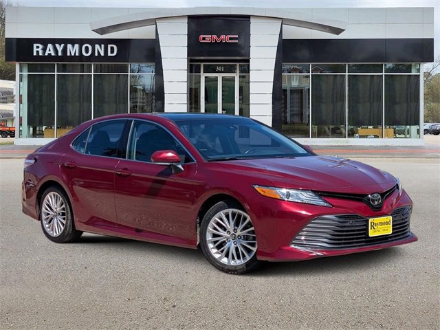 Used 2018 Toyota Camry XLE