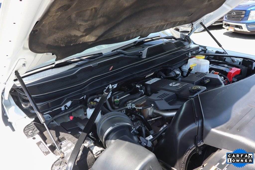 Used 2022 RAM 5500 Tradesman AWD/4WD image 13
