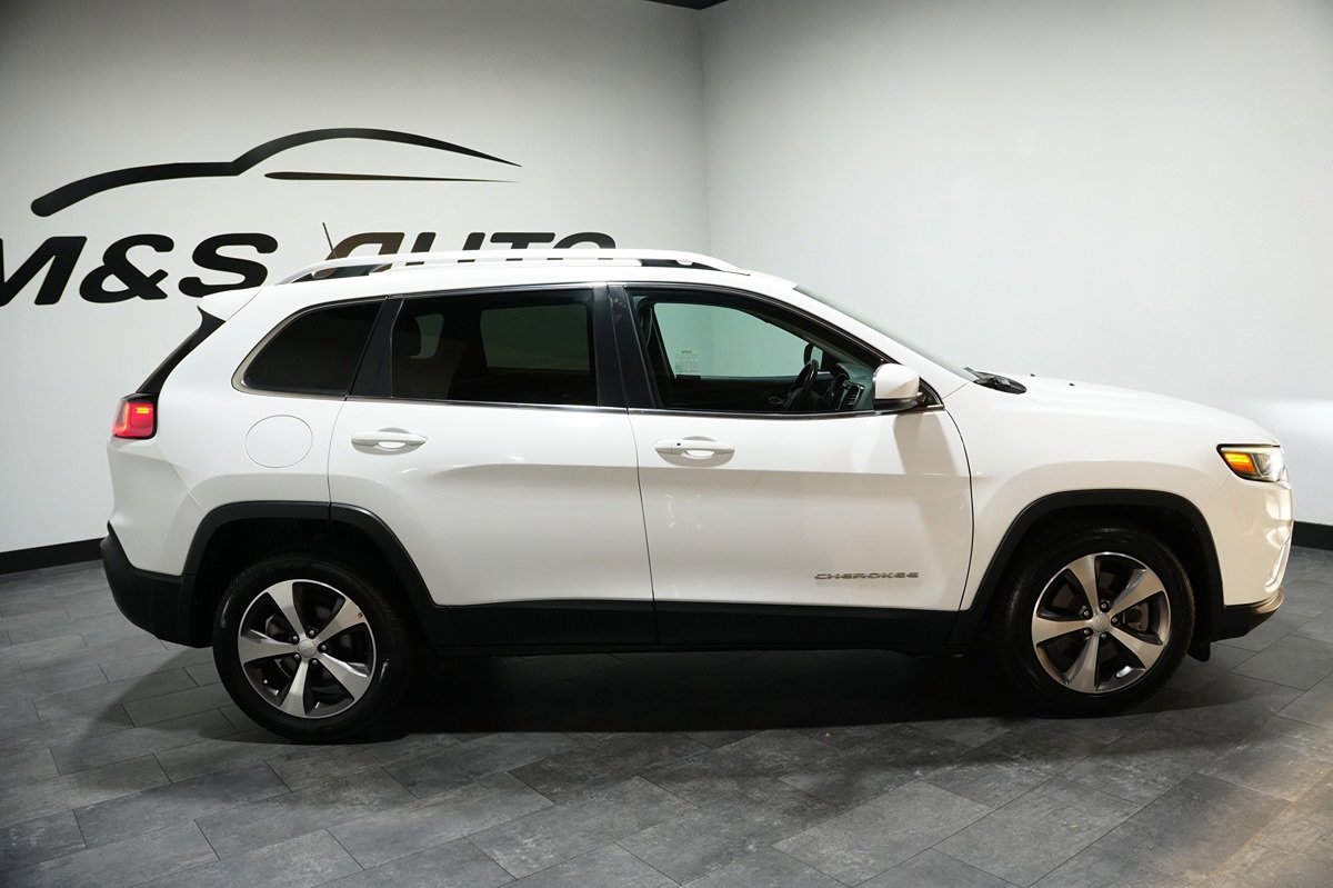 Used 2020 Jeep Cherokee Limited image 6