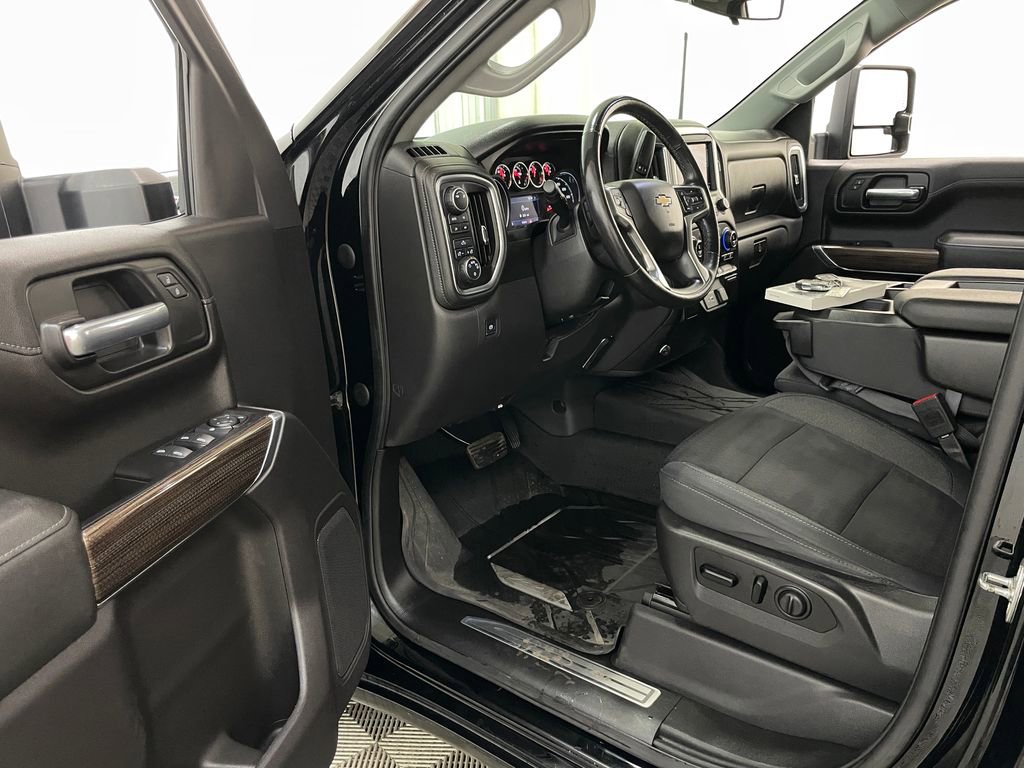 Certified 2019 Chevrolet Silverado 1500 LT w/ All-Star Edition image 22