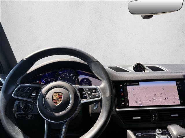 Used 2022 Porsche Cayenne AWD/4WD image 16