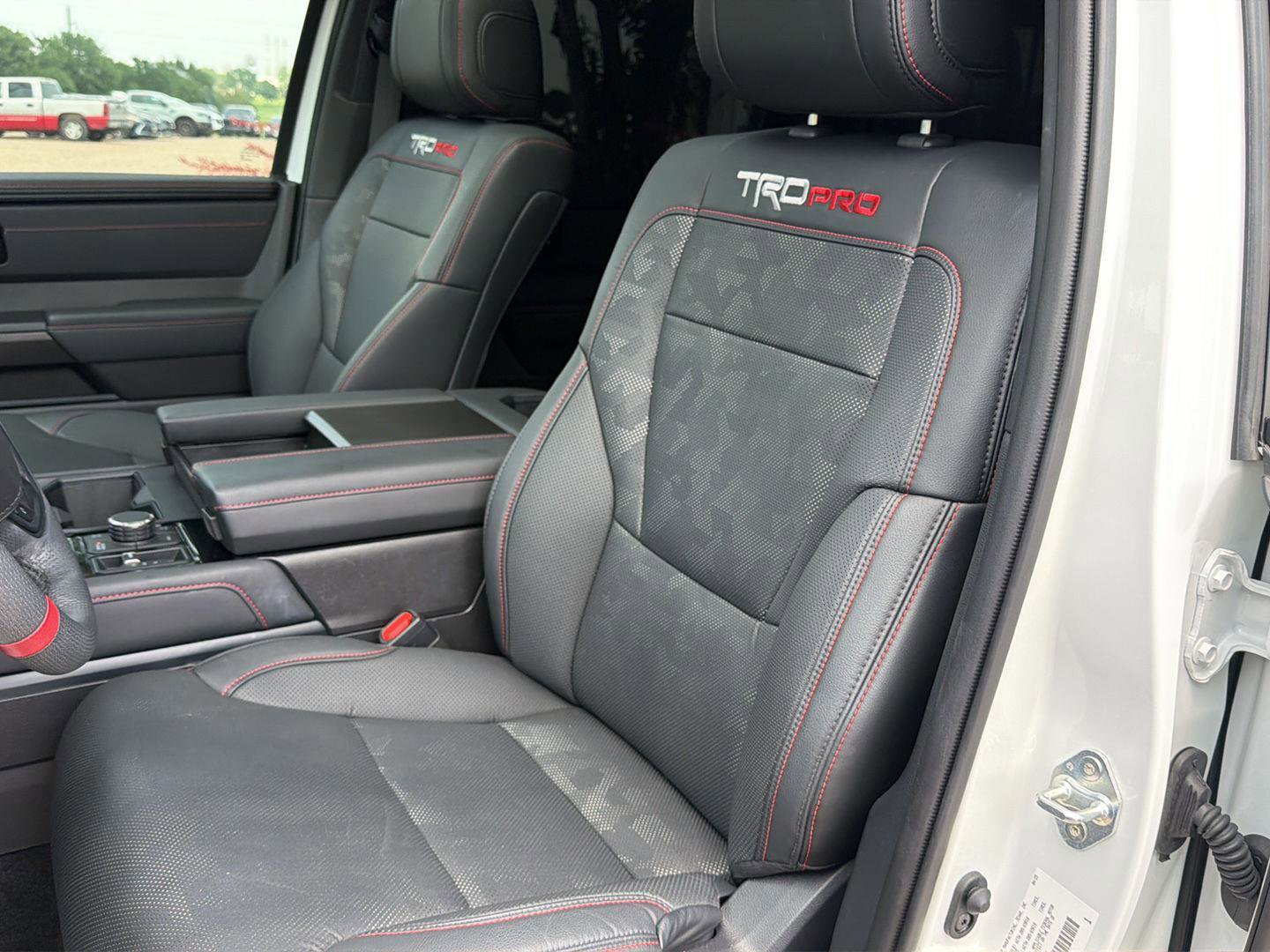 Used 2025 Toyota Tundra TRD Pro AWD/4WD image 11