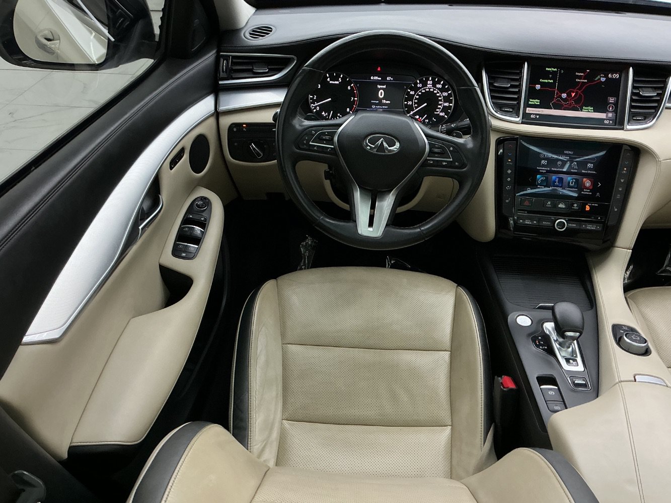 Used 2020 INFINITI QX50 Essential w/ Convenience Package FWD image 31