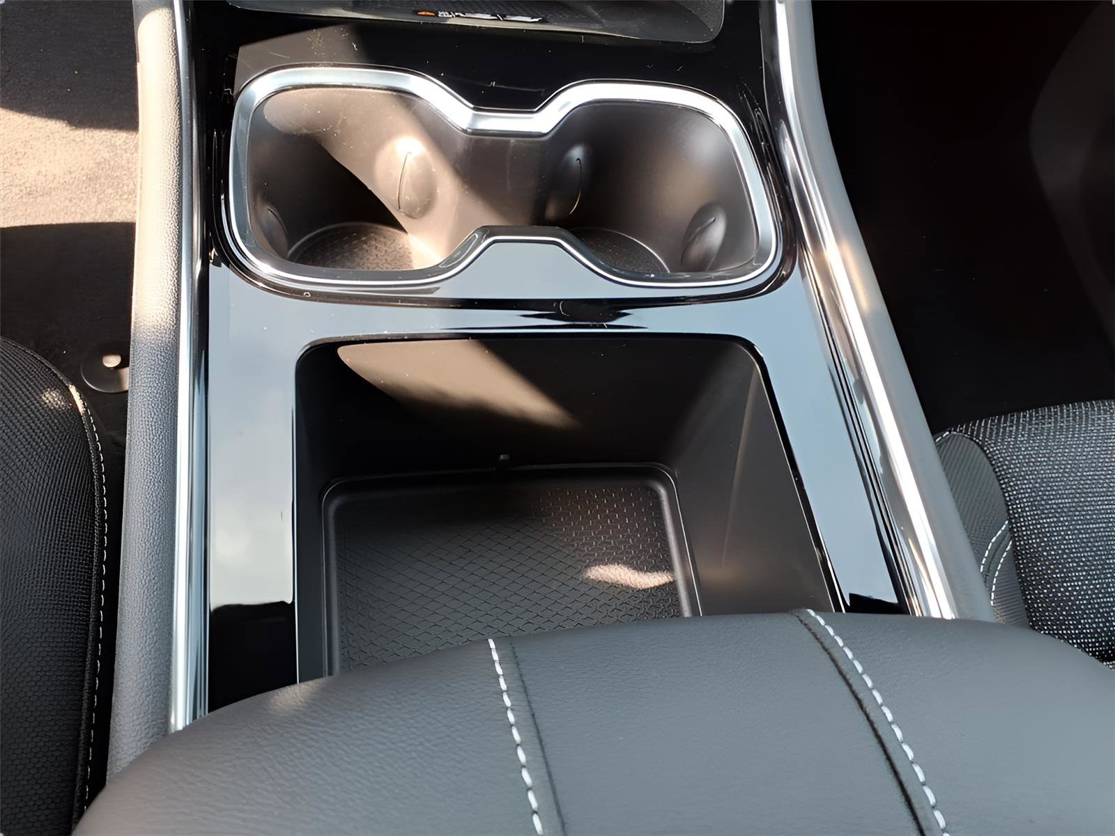 New 2026 Chevrolet Traverse LT w/ LPO, Floor Liner Package image 22