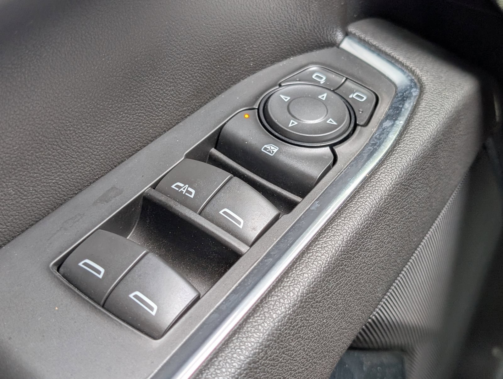 Used 2026 Chevrolet Silverado 1500 LT AWD/4WD image 29