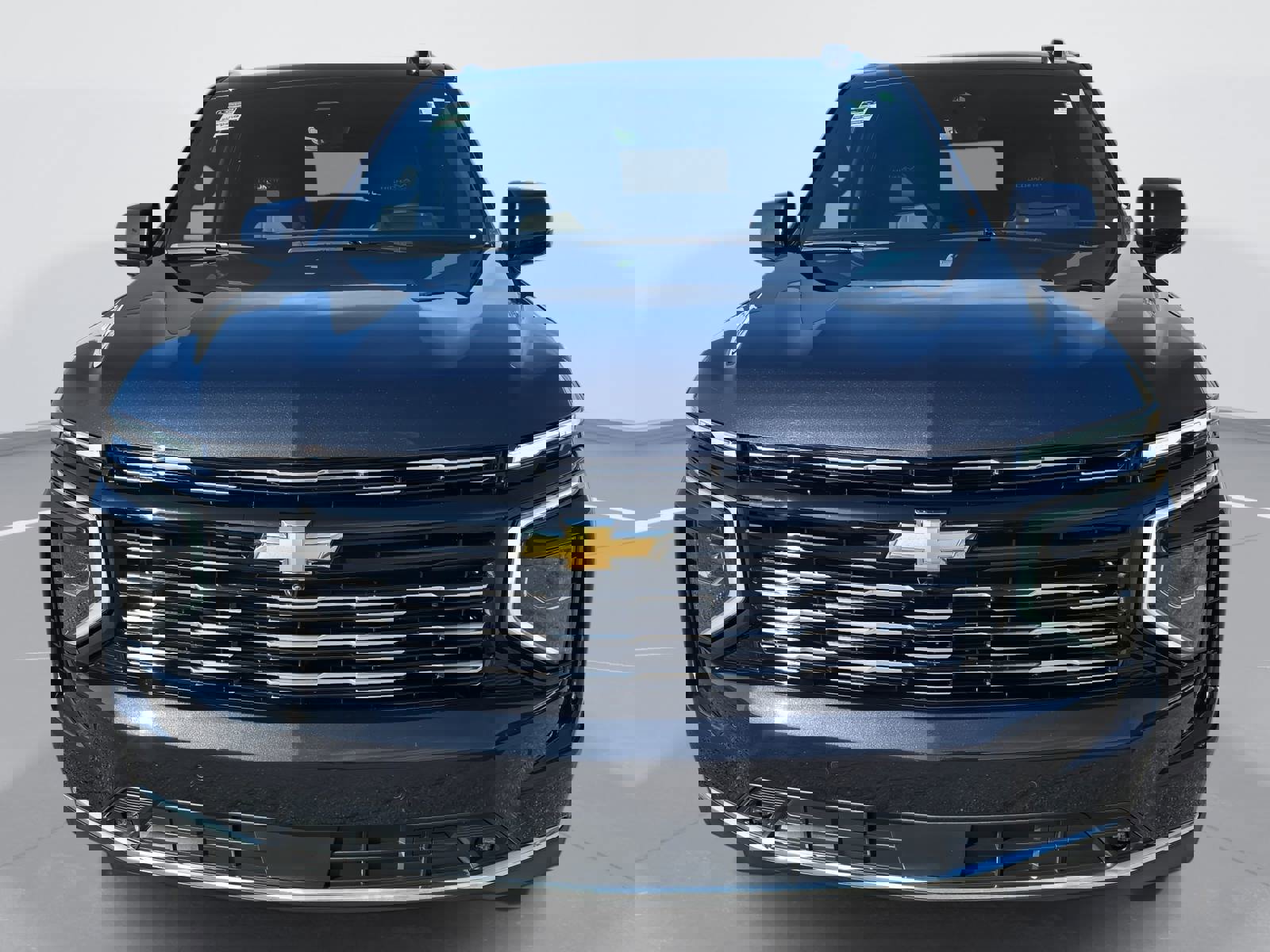 Used 2025 Chevrolet Tahoe High Country image 2