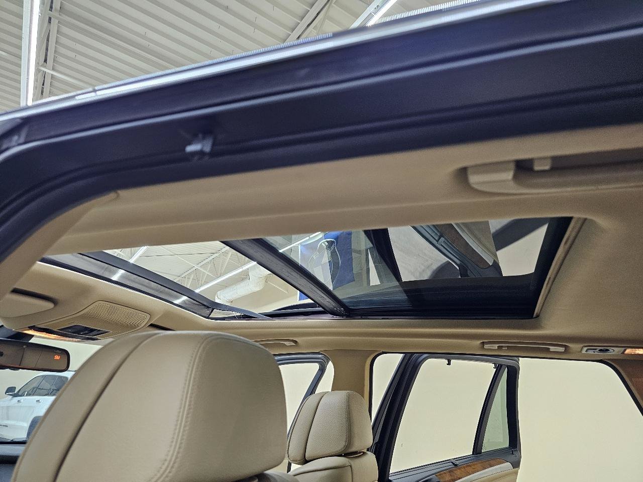 Used 2013 BMW X5 xDrive50i AWD/4WD image 37